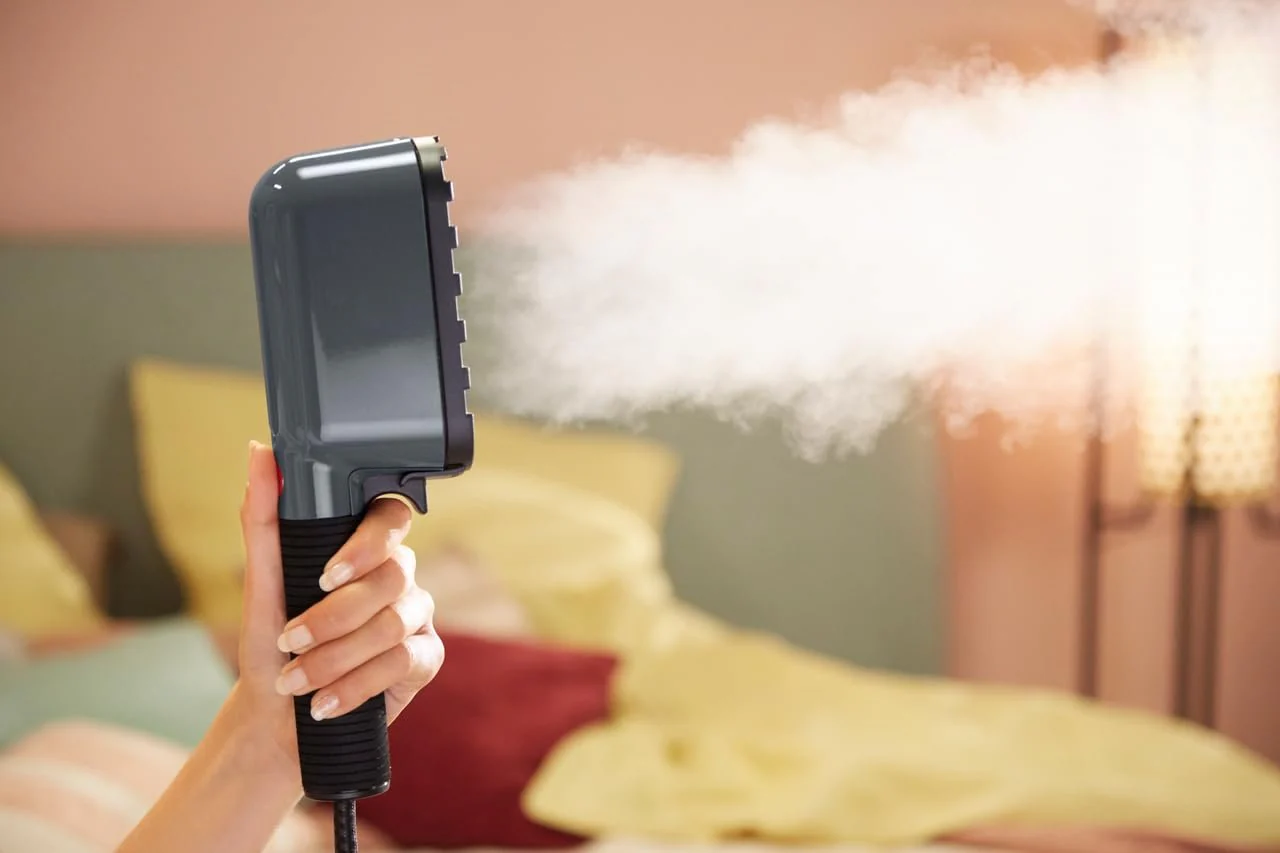 Laurastar IZZI Plus Garment and Hard Surfaces Steamer - Image 8